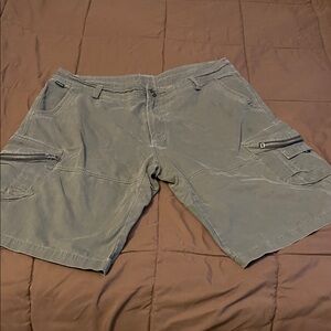 Kuhl Men's Tan Cargo Shorts